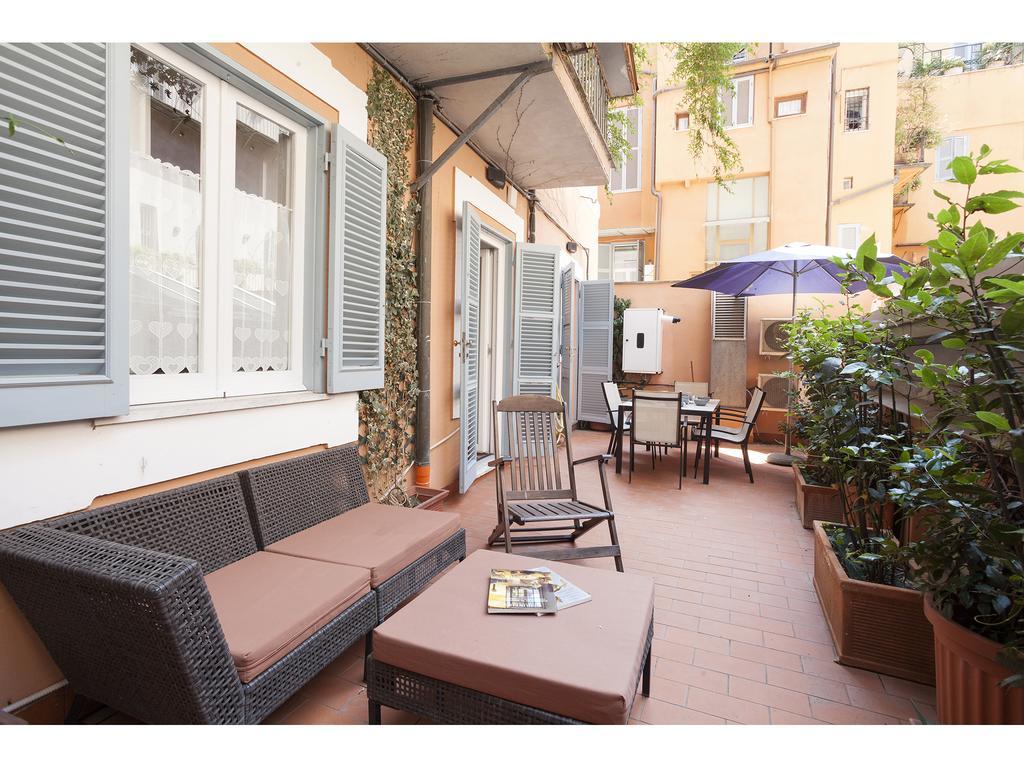 Apartment Via Farina Rome Room photo